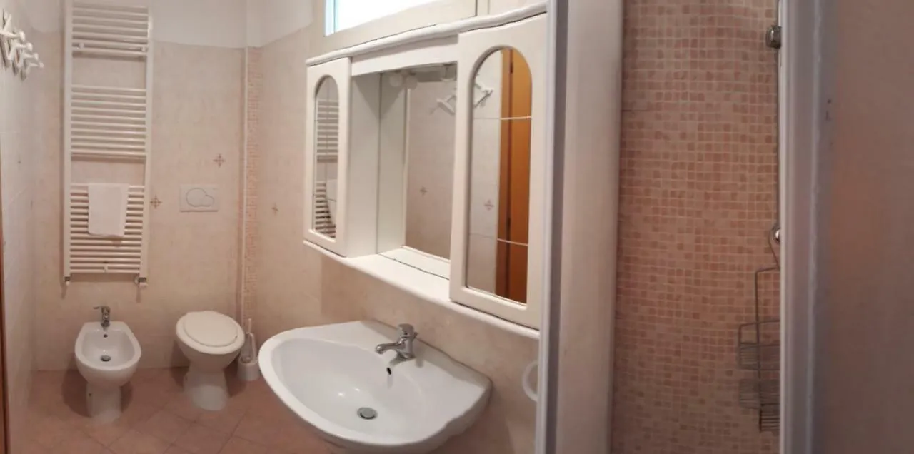 Girasole Apartment Villa Faraldi