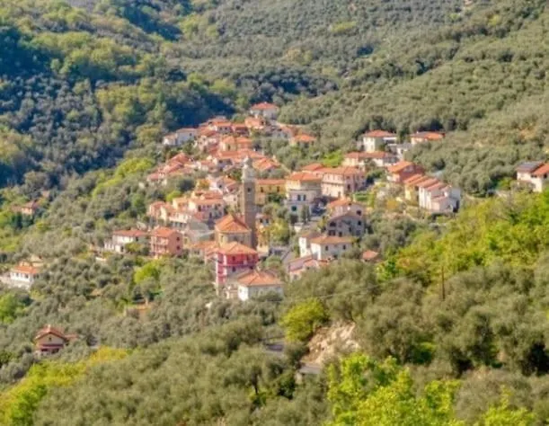Girasole Apartment Villa Faraldi